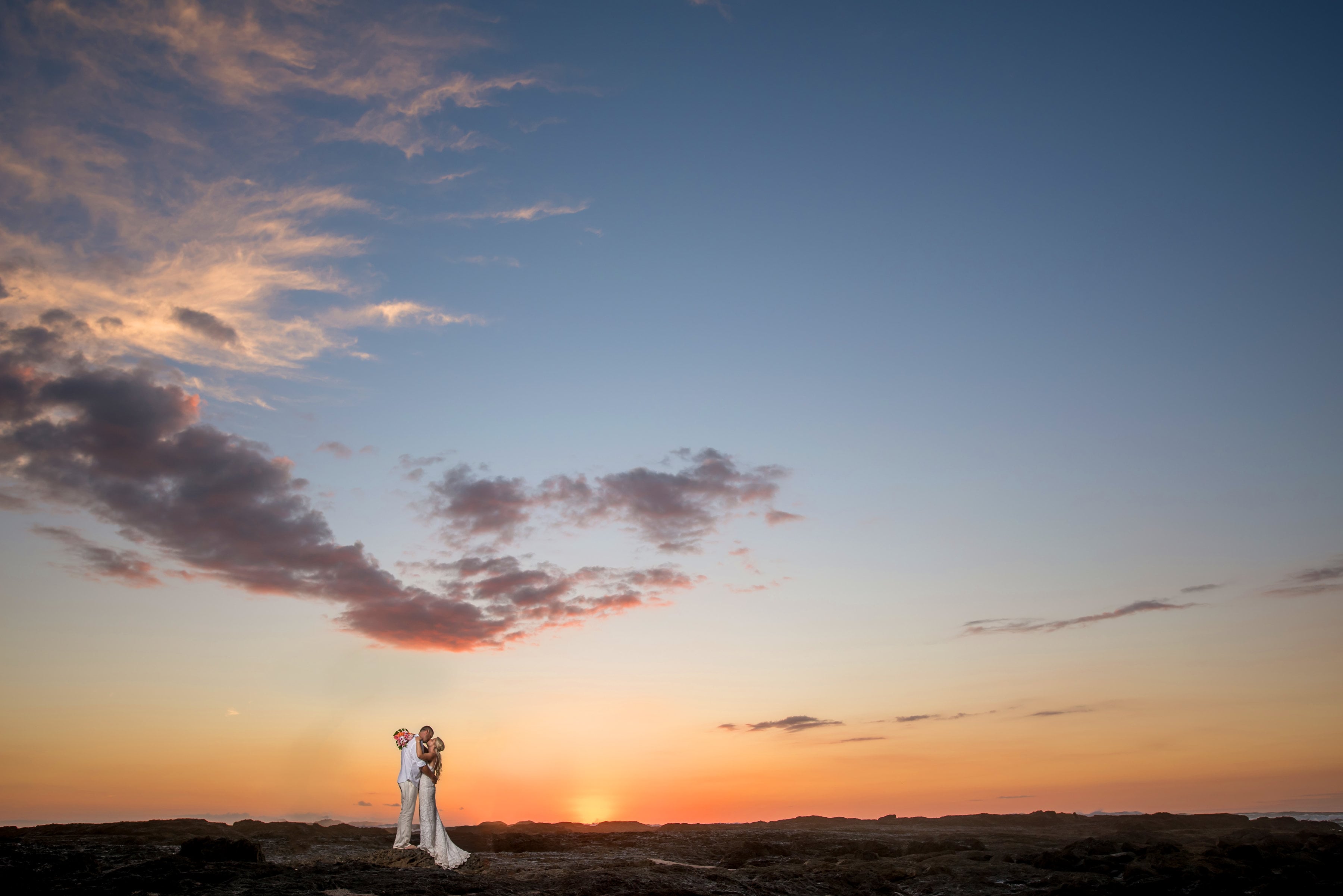 mil-besos-costa-rica-destination-wedding-planner