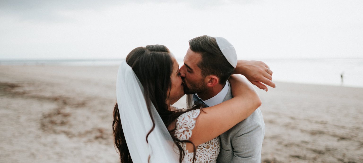 Jewish Wedding at Pangas Beach Club