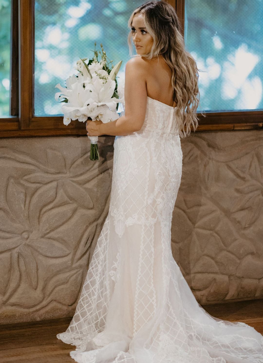 Monique + Austin - bride wedding dress - bouquet