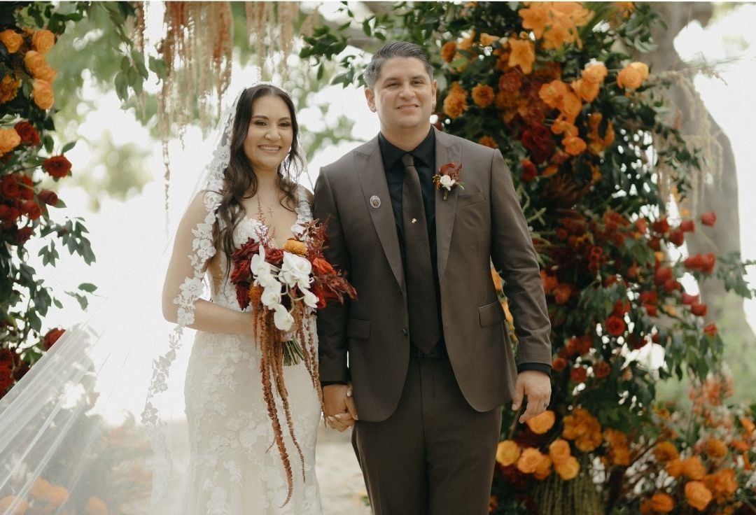 Brynn + Joshua - wedding photoshoot - villa caletas Brynn + Joshua - wedding photoshoot - villa caletas